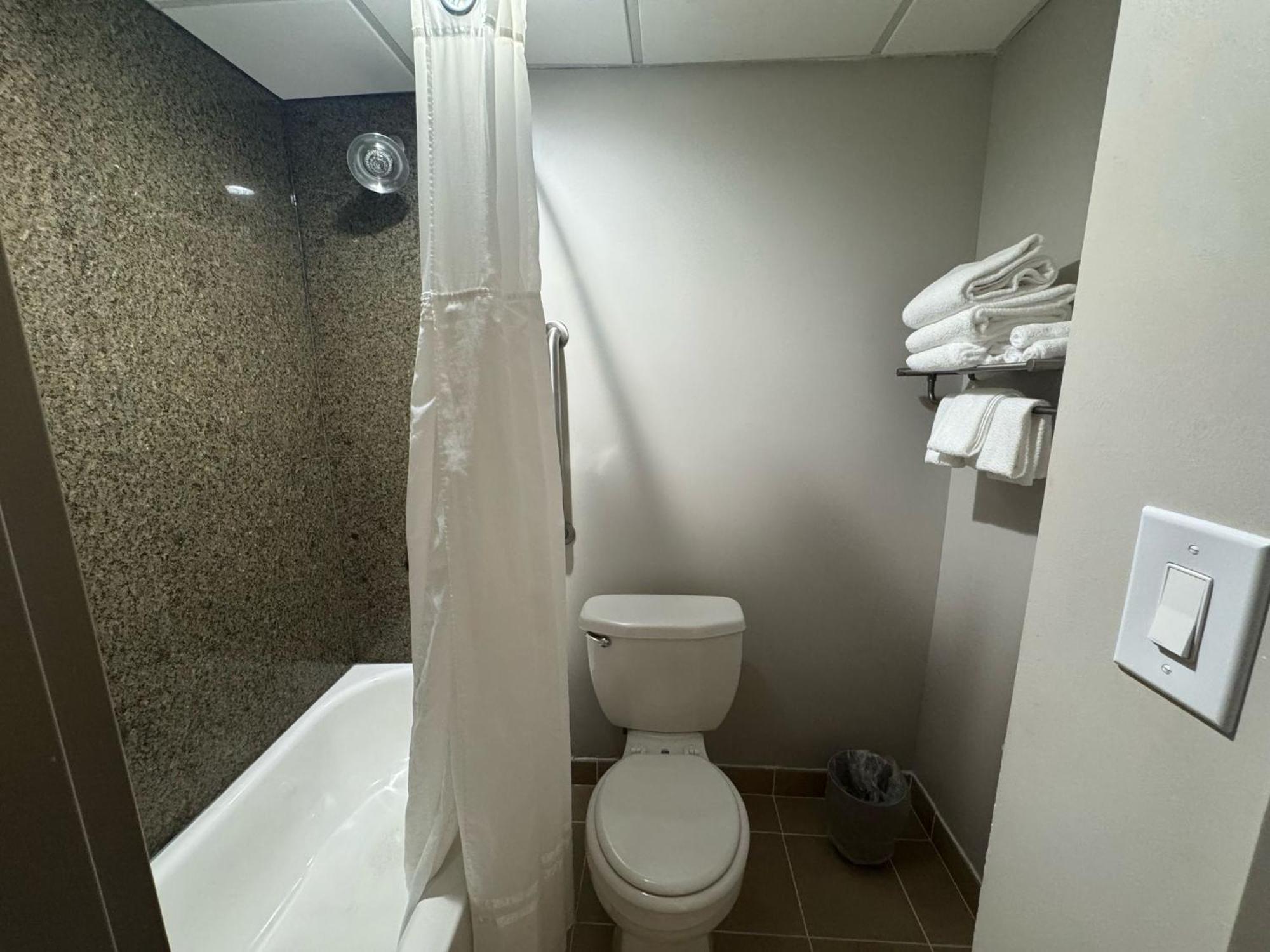 Holiday Inn Express & Suites - Atlanta Downtown By Ihg Екстериор снимка
