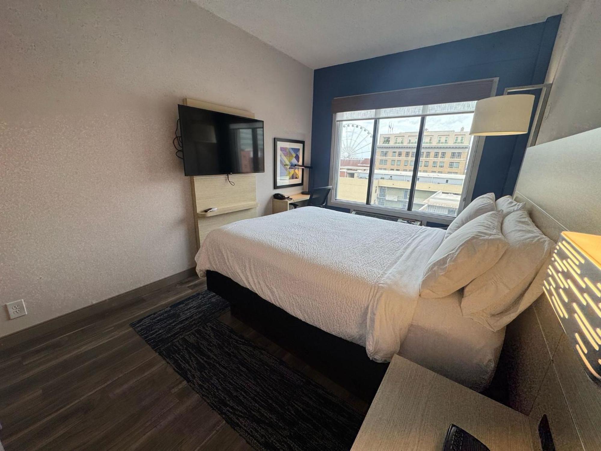 Holiday Inn Express & Suites - Atlanta Downtown By Ihg Екстериор снимка